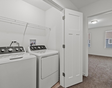 1038 Gillespie Lane - Photo Thumbnail 13
