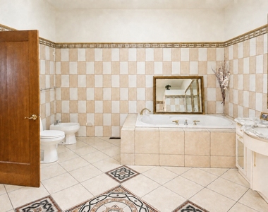 1506 Oswego Road - Photo Thumbnail 13