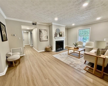 6700 Roswell Road - Photo Thumbnail 6