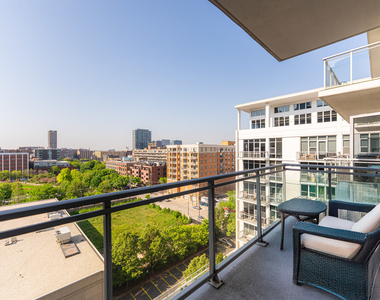 901 W Madison Street - Photo Thumbnail 14