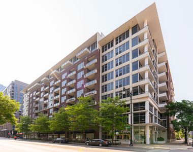901 W Madison Street - Photo Thumbnail 1