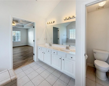 3385 Stoneleigh Run Drive - Photo Thumbnail 14