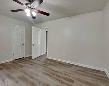 3685 E Bolding Road - Photo Thumbnail 13