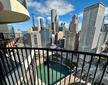 300 N State Street - Photo Thumbnail 7