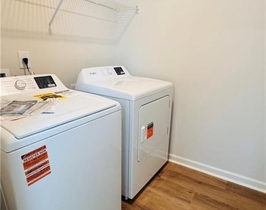 129 King Village - Photo Thumbnail 15