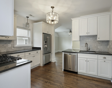 1121 Grant Street - Photo Thumbnail 1