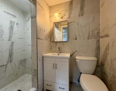 314 N Locust Street - Photo Thumbnail 6