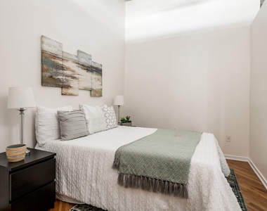 210 S Desplaines Street - Photo Thumbnail 15