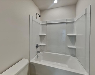 265 Bloomfield Circle - Photo Thumbnail 16