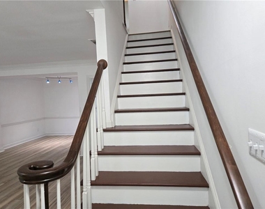 7500 Roswell Road - Photo Thumbnail 11