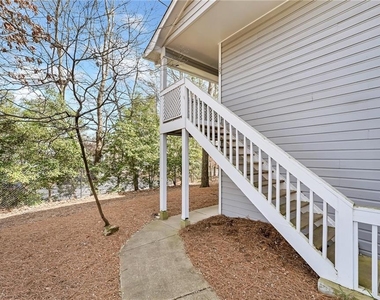 103 Natchez Trace - Photo Thumbnail 2