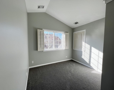 2936 Kentshire Circle - Photo Thumbnail 13