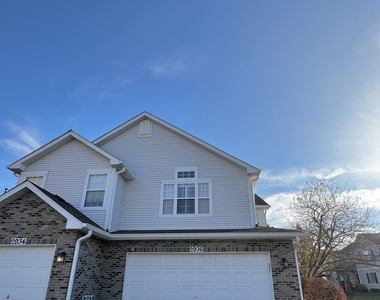 2936 Kentshire Circle - Photo Thumbnail 1