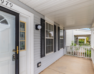979 Symphony Drive - Photo Thumbnail 1