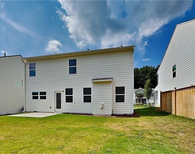 177 Bloomfield Circle - Photo Thumbnail 16