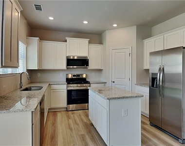 177 Bloomfield Circle - Photo Thumbnail 2