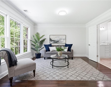 166 Windrift Drive - Photo Thumbnail 12