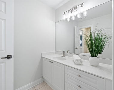 166 Windrift Drive - Photo Thumbnail 21
