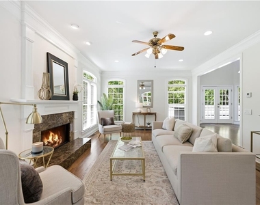 166 Windrift Drive - Photo Thumbnail 5