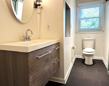 11820 Highland Colony Dr - Photo Thumbnail 23