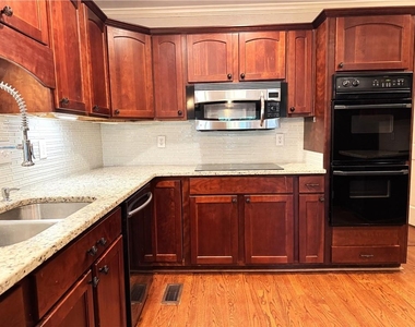 11820 Highland Colony Dr - Photo Thumbnail 11