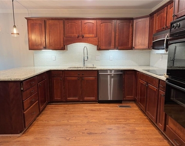 11820 Highland Colony Dr - Photo Thumbnail 9