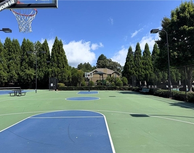 4215 Hopewell Manor Dr - Photo Thumbnail 35