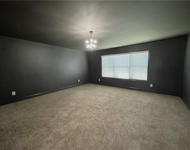 4215 Hopewell Manor Dr - Photo Thumbnail 25