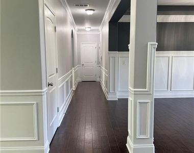 4215 Hopewell Manor Dr - Photo Thumbnail 2