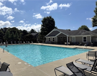 4215 Hopewell Manor Dr - Photo Thumbnail 34