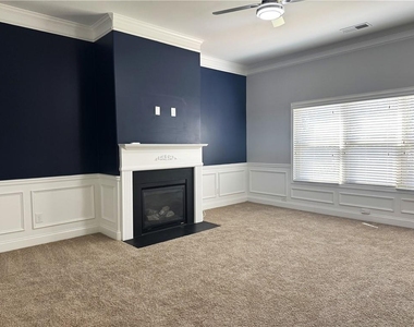 4215 Hopewell Manor Dr - Photo Thumbnail 15