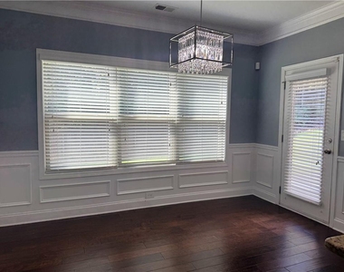 4215 Hopewell Manor Dr - Photo Thumbnail 13