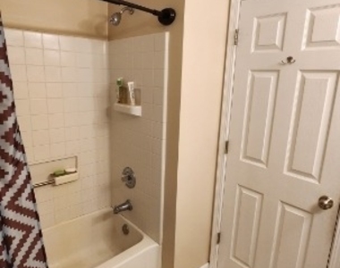 1759 Ellington Drive - Photo Thumbnail 12