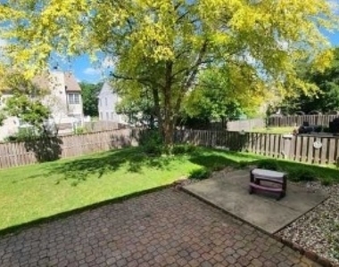 1759 Ellington Drive - Photo Thumbnail 18