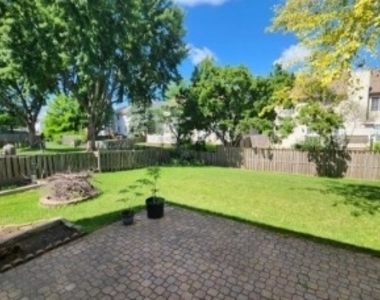 1759 Ellington Drive - Photo Thumbnail 19