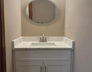 1302 Colony Dr - Photo Thumbnail 15
