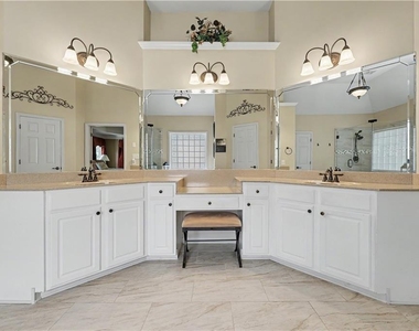 4030 Greenside Court - Photo Thumbnail 25