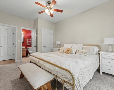 4030 Greenside Court - Photo Thumbnail 20