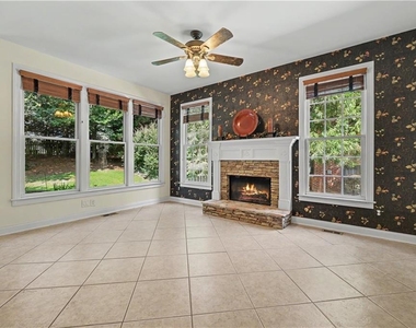 4030 Greenside Court - Photo Thumbnail 17