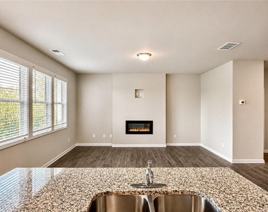 123 Mill Pond Lane - Photo Thumbnail 3