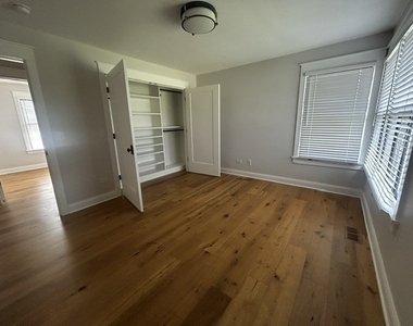 525 W Deerpath Road - Photo Thumbnail 5