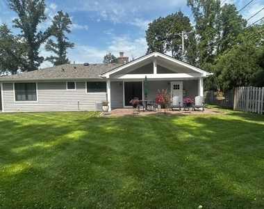 525 W Deerpath Road - Photo Thumbnail 14