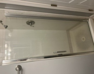 203 N Waters Edge Drive - Photo Thumbnail 12