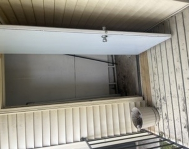 203 N Waters Edge Drive - Photo Thumbnail 18