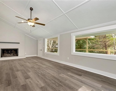 75 Lake Drive - Photo Thumbnail 13