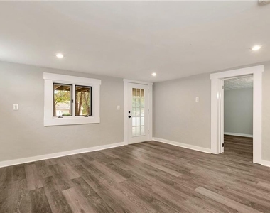 75 Lake Drive - Photo Thumbnail 26