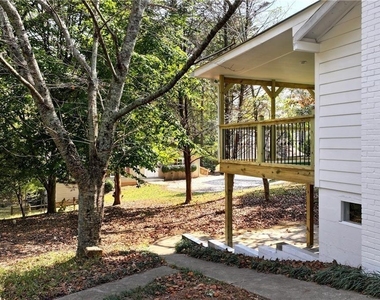 75 Lake Drive - Photo Thumbnail 52