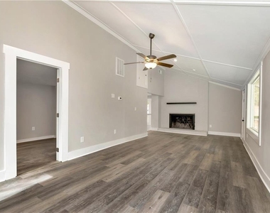 75 Lake Drive - Photo Thumbnail 15