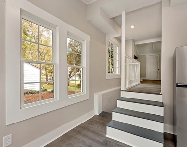 75 Lake Drive - Photo Thumbnail 11