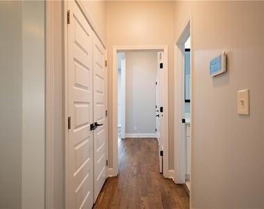 184 Laurel Avenue Sw - Photo Thumbnail 11